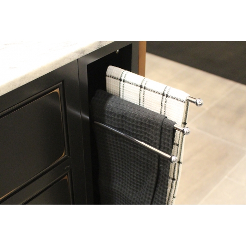 Pull-Out Towel Rack